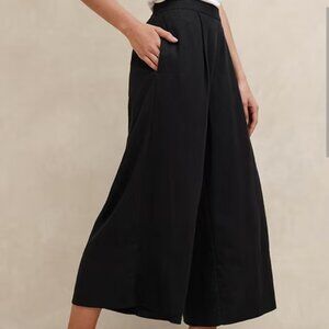 NWT Banana Republic cropped wide leg, linen-blend pants black size small